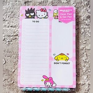 Hello Kitty And Friends Desk Pad Set